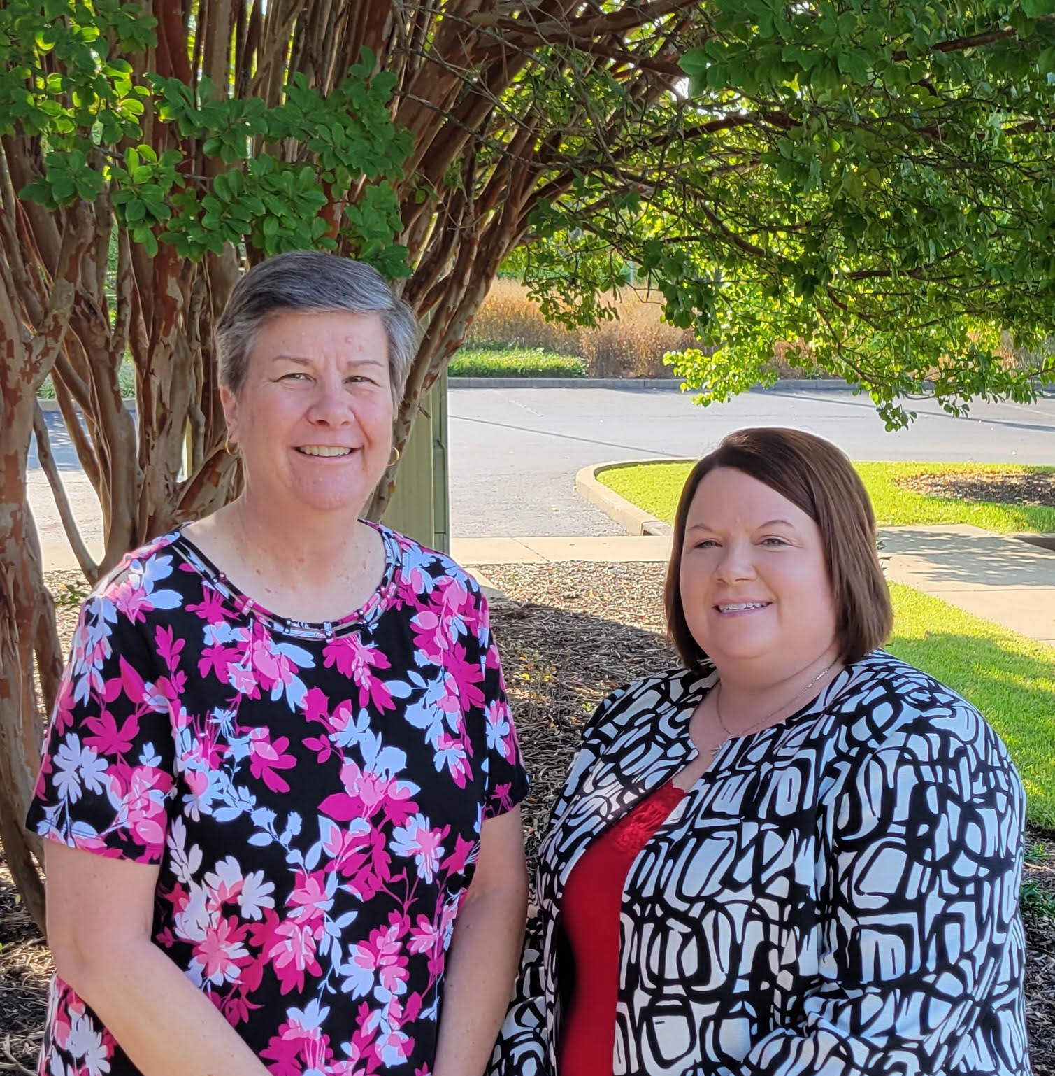 Jane Oberhellmann, left, retires as the CEO of Nashville Post Office Credit Union. Cristy Skinner succeeds her as the fourth woman to lead the 97-year-old credit union.