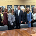 Tennessee credit union leaders meet with Senator Hagerty.