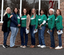 Credit union volunteers at Food City in Bristol.