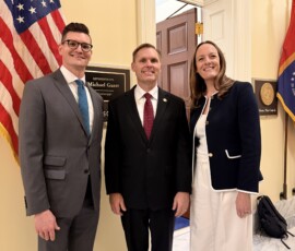 Mississippi credit union leaders meet with Rep. Guest.