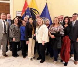 Mississippi credit union leaders meet with Rep. Ezell.